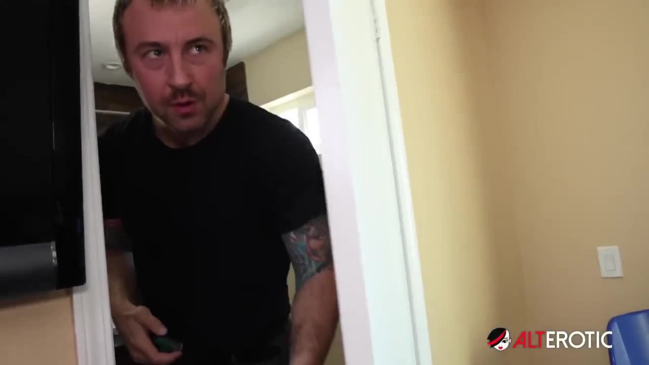 Parker Skyes - Parker Skyes Calls For Sex Room Service - ePornhubs