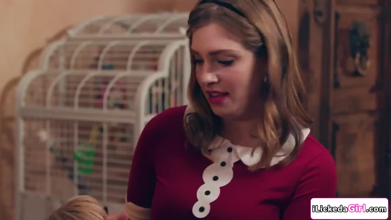 Just help me satisfy your horny stepmom - ePornhubs
