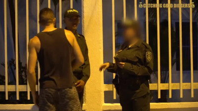Antonio Mallorca - OMG Bubble Butt Colombian Police Officer Gets Fucked by a Stranger