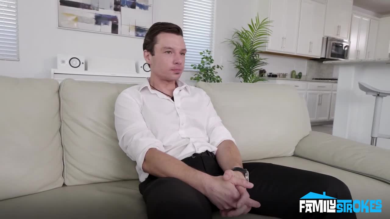 My wife asks me to cum on my stepdaughters face - ePornhubs
