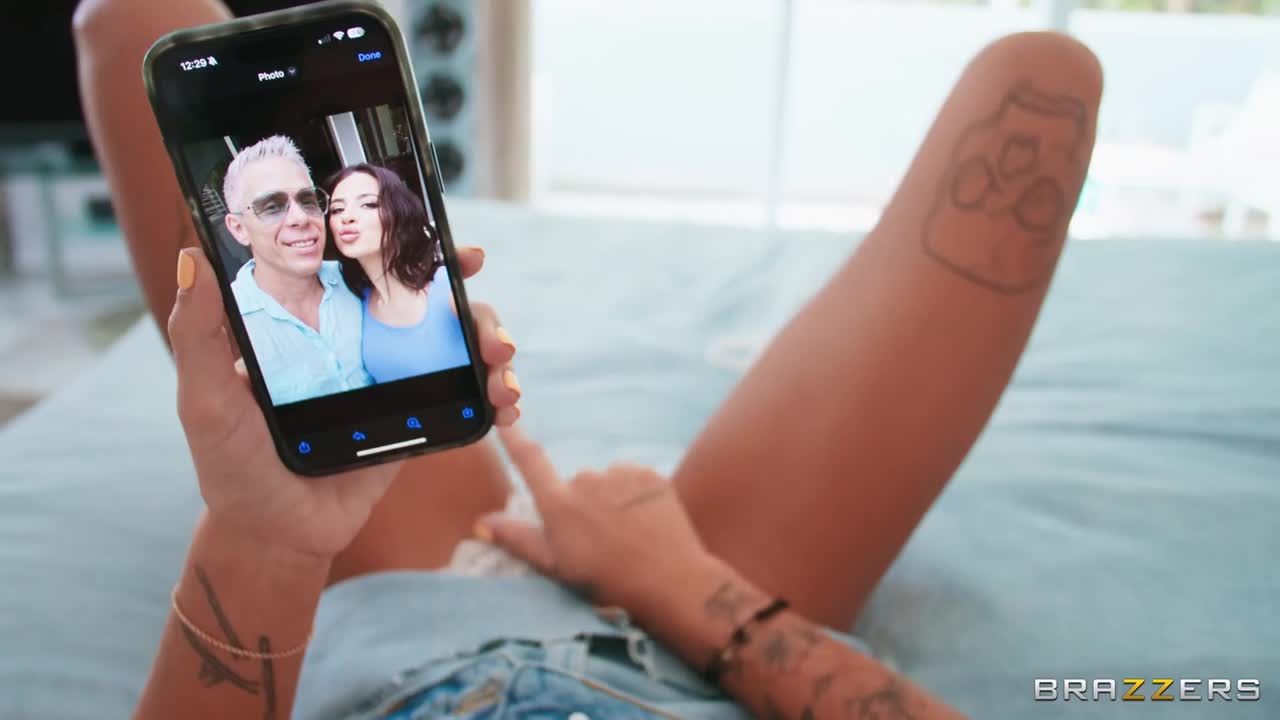 Ryan Reid - When I see you smiling with that look in your eyes - ePornhubs