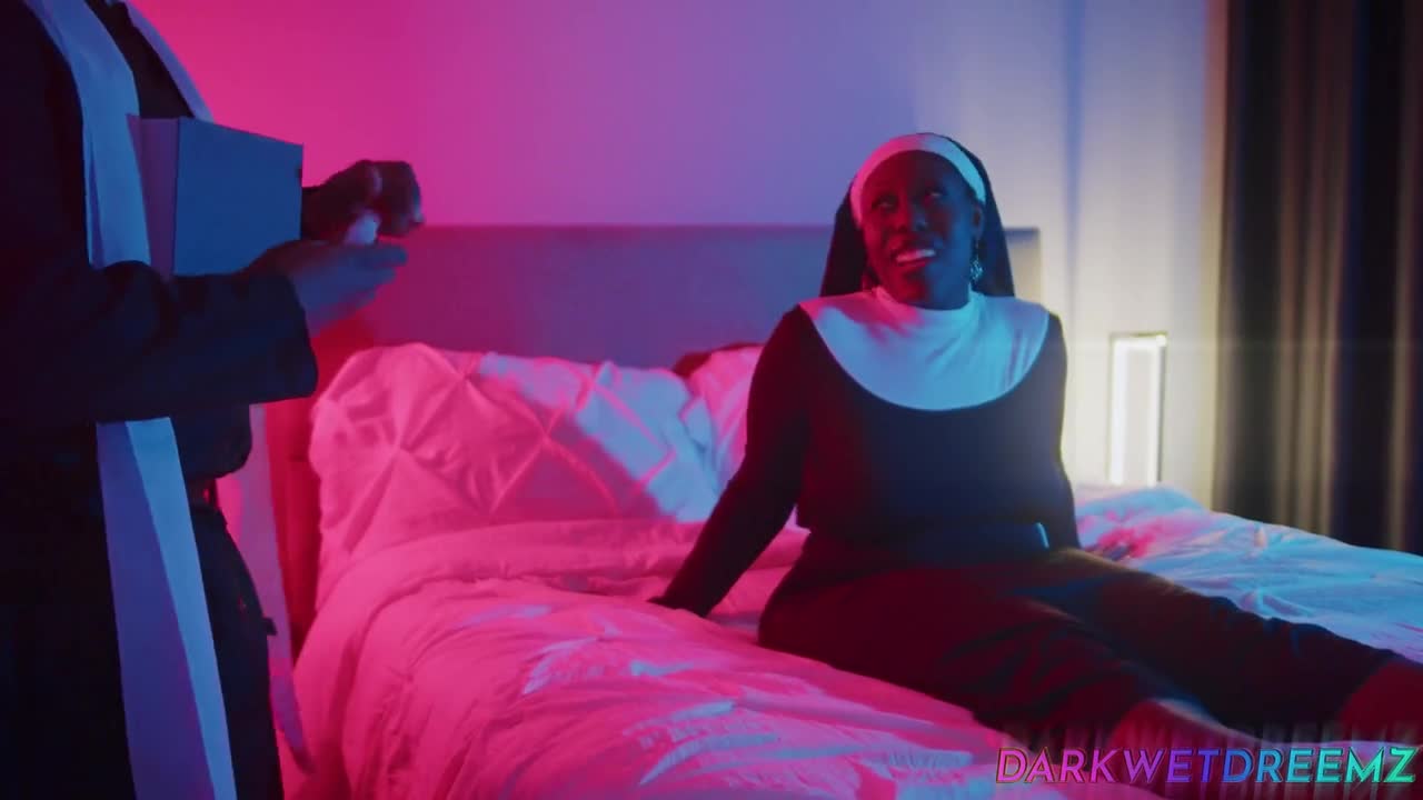 Nun darkwett gets her dick - ePornhubs