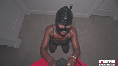 DIRE DESIRES Ebony amateur Peaches makes her debut