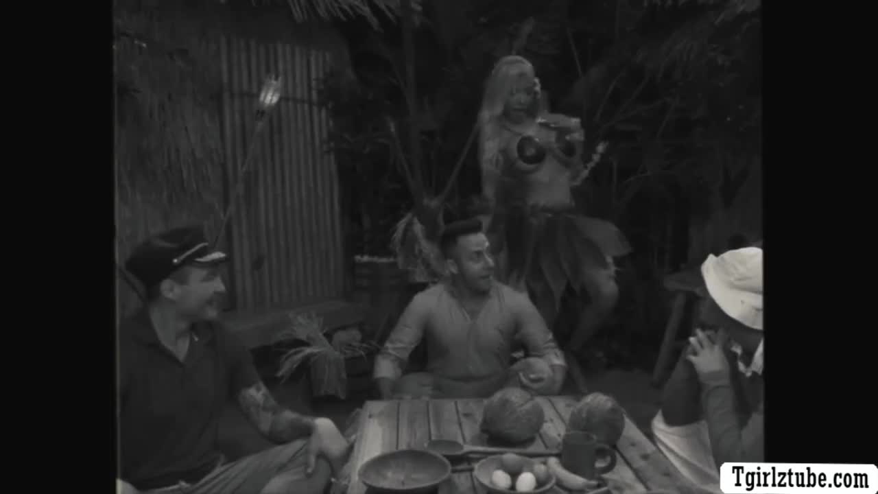 Poor TS anal gangbanged by this 3 dude in island - ePornhubs