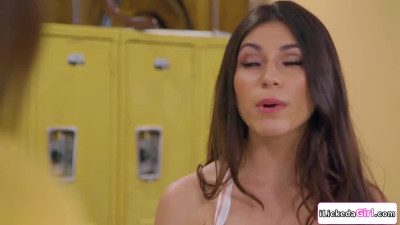 Lesbian wants her busty stepmom so bad