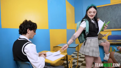 Beca Barbie  - Popular girls