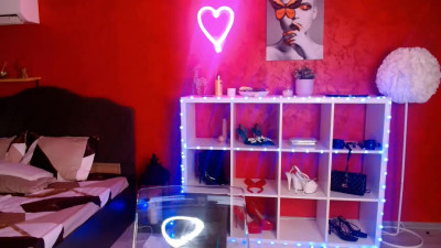 suzanstacks 2025-09-24 00h01m45s