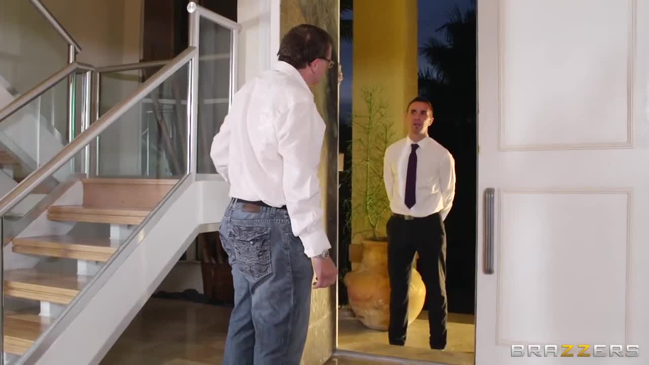 Do You Desrve A Promotion...? - ePornhubs