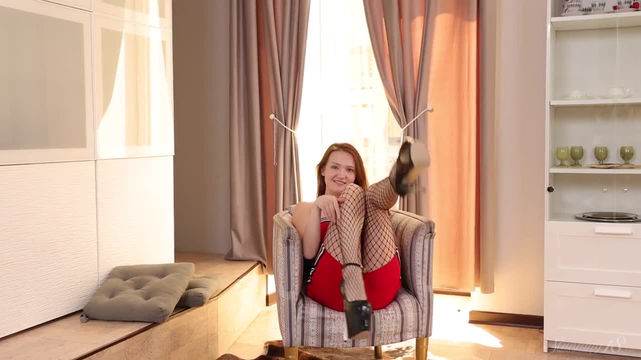 Olivia Westsun - Striptease On A Shaggy Rug - ePornhubs