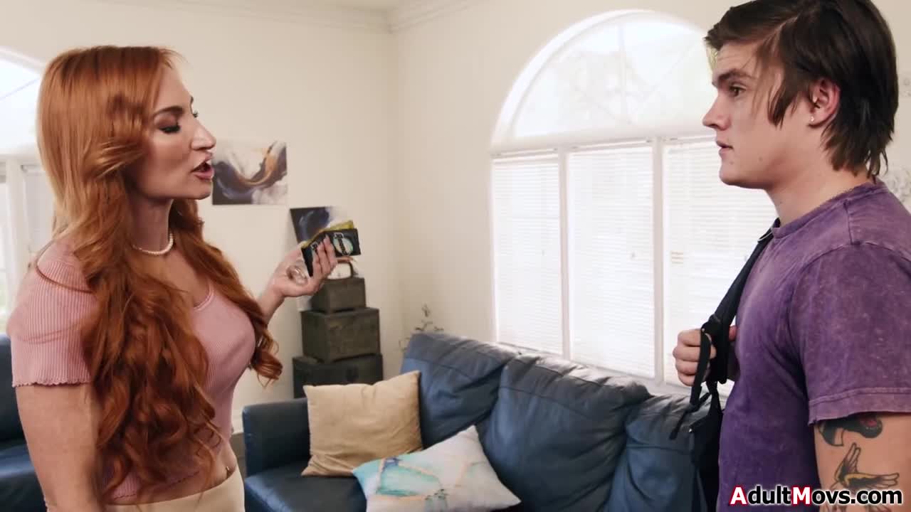 Stepmom is going to teach you everything - ePornhubs