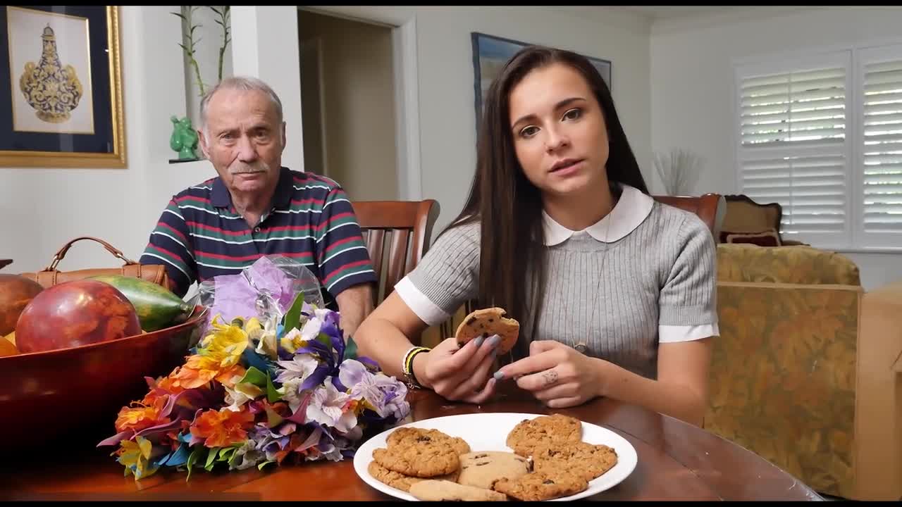 Amateur Amy Cookies - ePornhubs