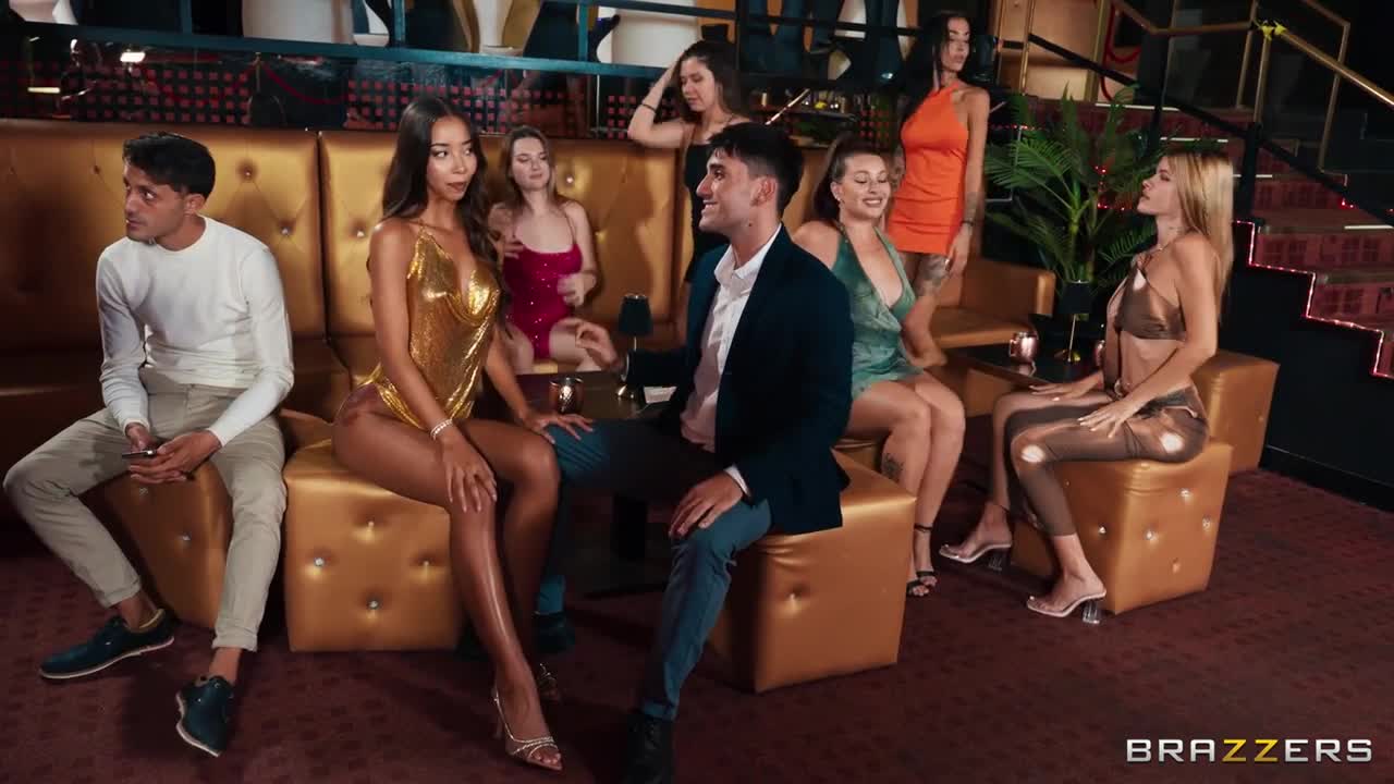 Lia Lin - Bouncing And Banging 2 - ePornhubs