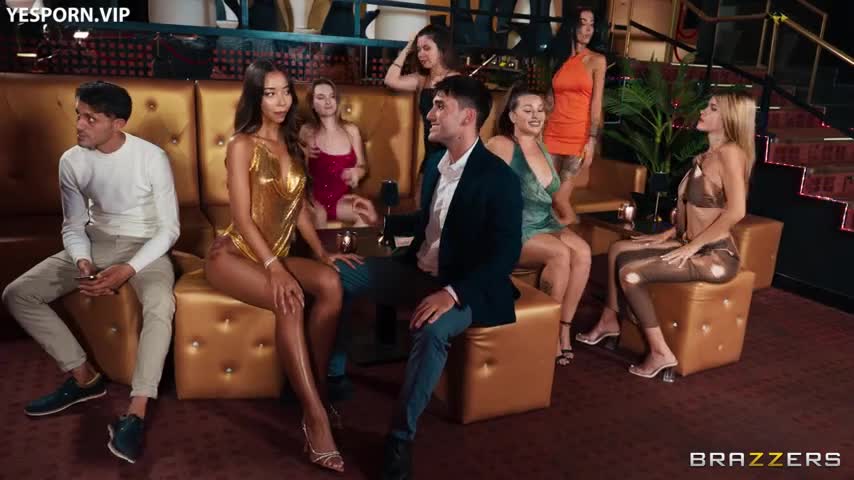 Bouncing And Banging Lia Lin - ePornhubs
