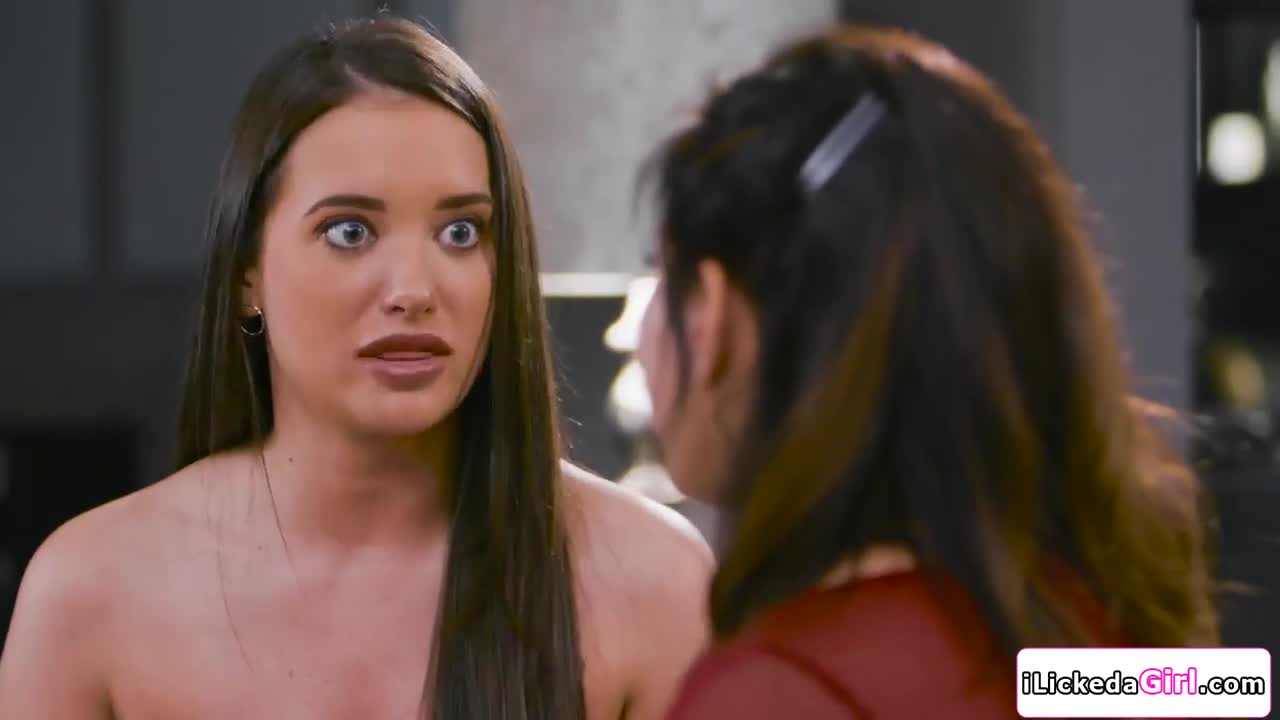 Lesbian wife scissoring with sis in law - ePornhubs