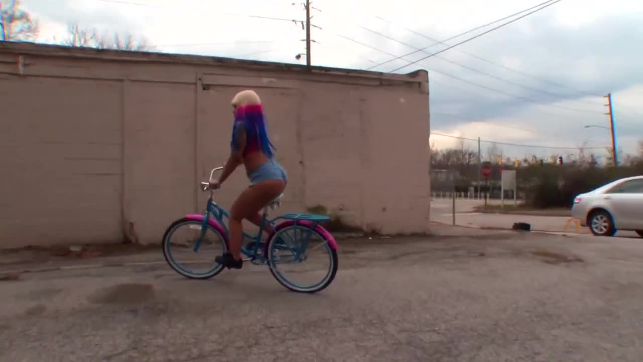 YayaBANKY - ePornhubs