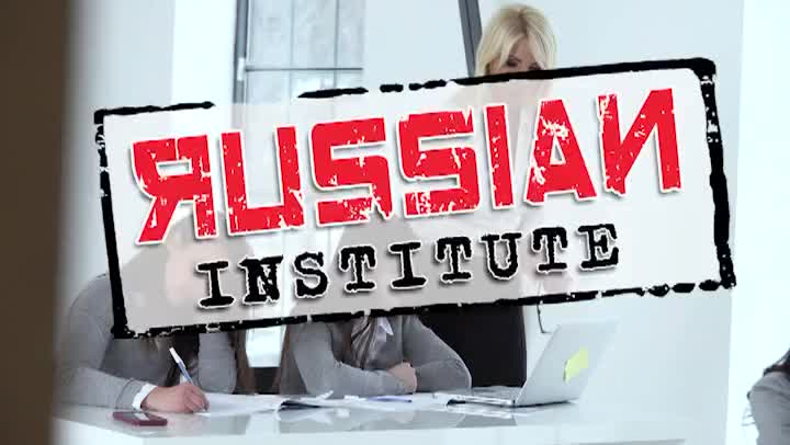 Russian Institute 24: L'effrontée - ePornhubs