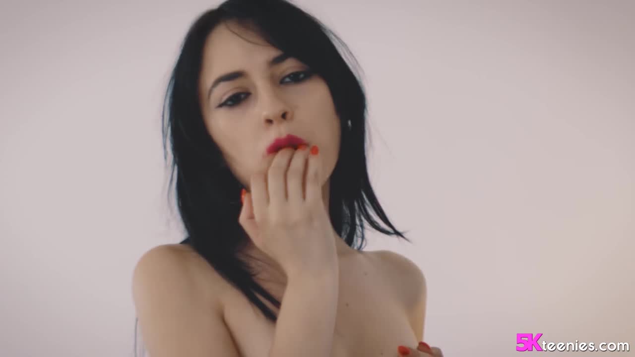 Want to see a cock unloading on my face? - ePornhubs