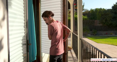 Mercedes Carrera - Divorce-Bound MILF Mercedes Carrera Finds Big-Dick Refuge 4K