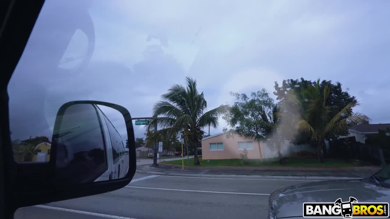 Kaden Kole - Fucking Before The Rave 4K - ePornhubs