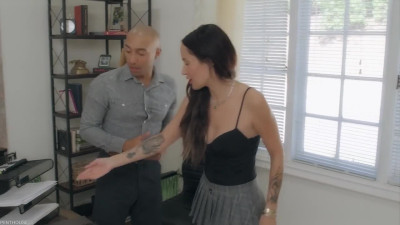 Izi Blu - Izi Blue's Assistant Gets the Job Done