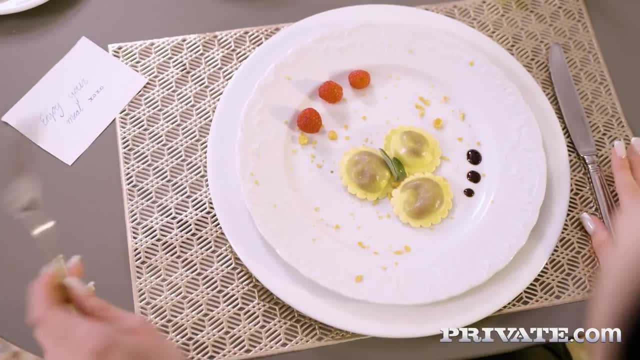 Britney Dutch in Her Favourite Dessert - PornoBae.com - ePornhubs