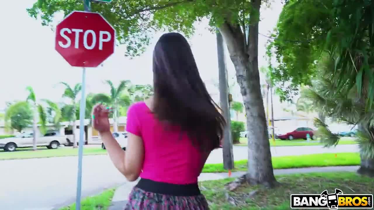 Yes, We Like To Do It Publicly - Lexi Luna - ePornhubs