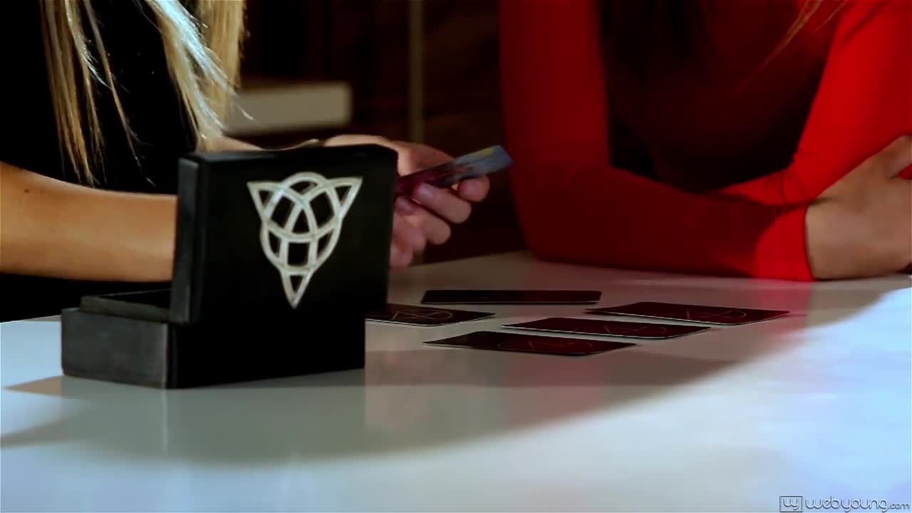 Carmen Calloway, Alina Li - The Tarot Reading - ePornhubs
