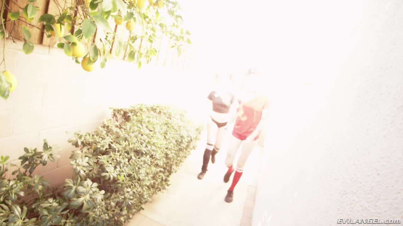 Keira Croft - Interracial Gangbang - ePornhubs