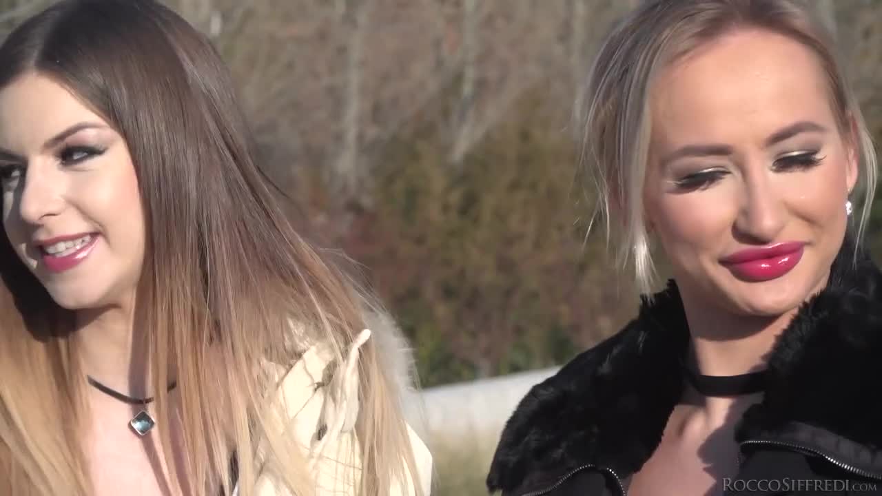 Stella Cox & Lara Onyx - Anal Threesome - ePornhubs