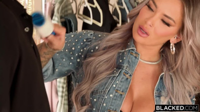 Hayley Davies - Curvy Blonde Baddie Gets BBC Creampie 4K