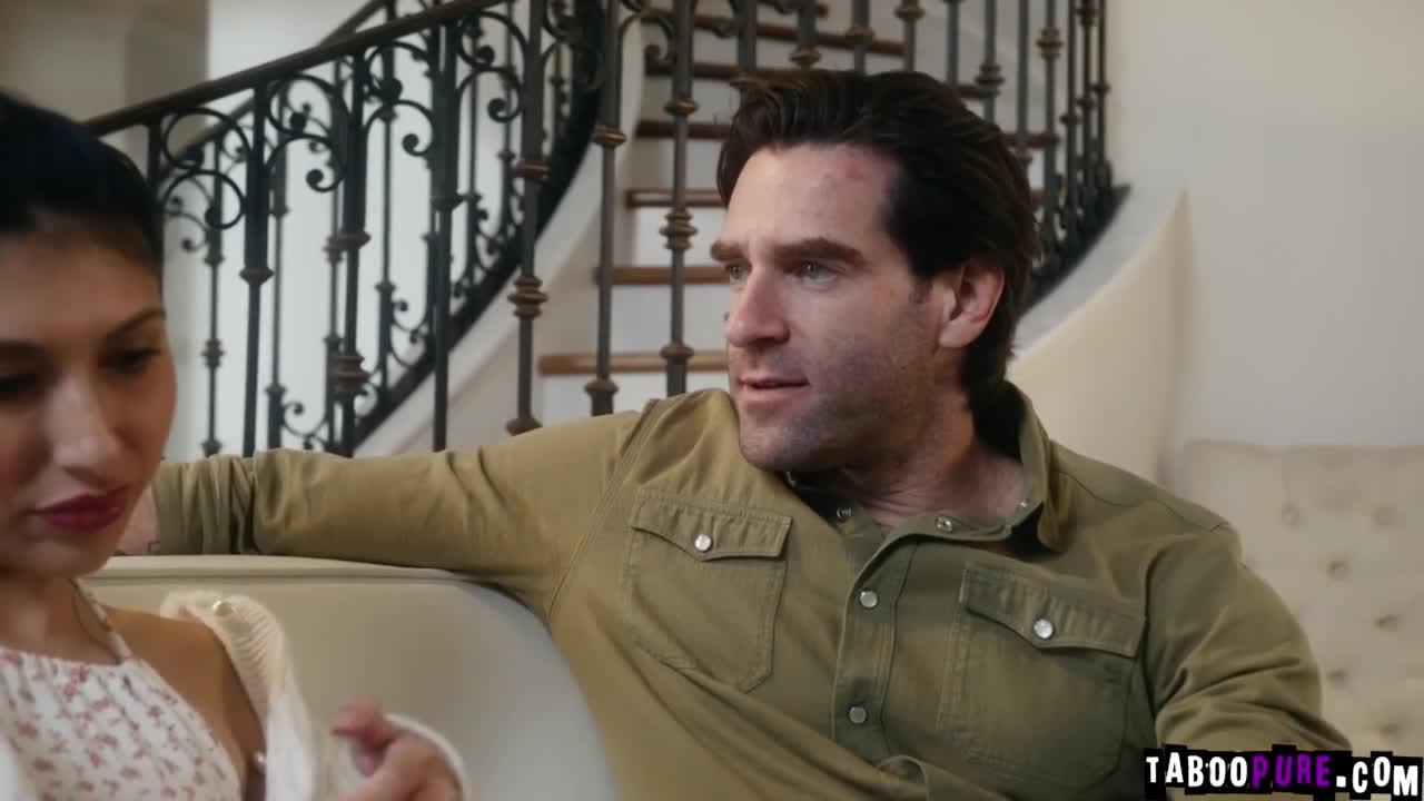 Ken Feels face fucking Penelope Woods - ePornhubs