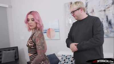 Wife Luna Legend likes to fuck ifo hubby