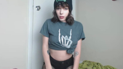 DamnedestCreature - Emo Babe Gets Tongue Fucked By A Vampire