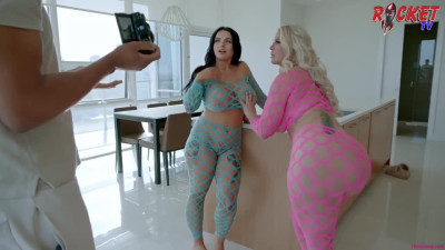 Jenna Starr and Payton Preslee - Fuck Me and Drink In My Mouth