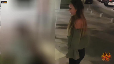 Lia-Fox - HEFTIG! Ich habe Manner auf der Strabe nach Sex gefragt! mit Lia Fox