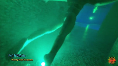 Lia-Fox - Nervenkitzel - Sex in der Therme