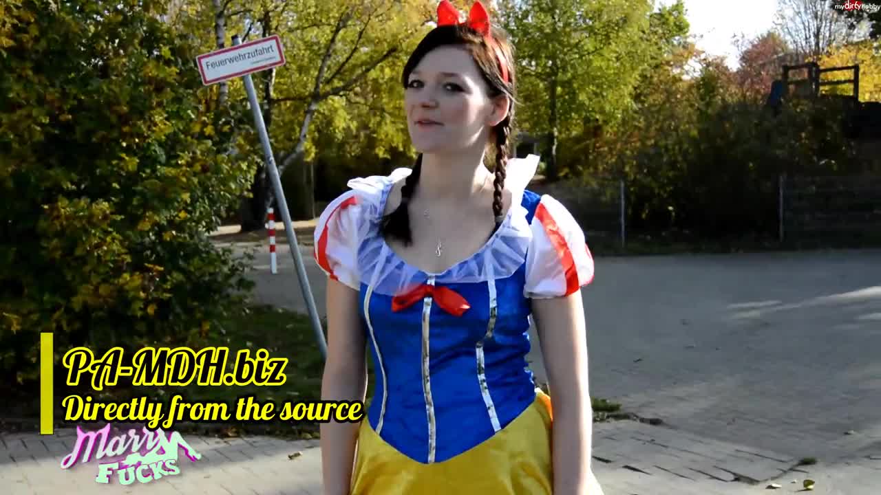 MarryFox - Schwanzwittchen braucht Sperma - Halloweensfick - ePornhubs