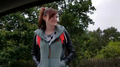 MarryFox - Outdoor abgefickt fuer Mitfahrgelegenheit