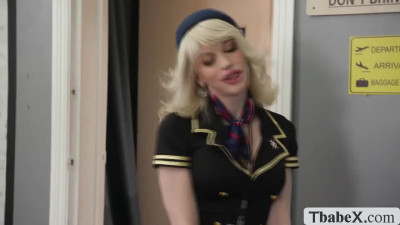 TS flight attendant barebacked by airport guard