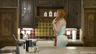Lauren Phillips - Oven Lovin in 4k
