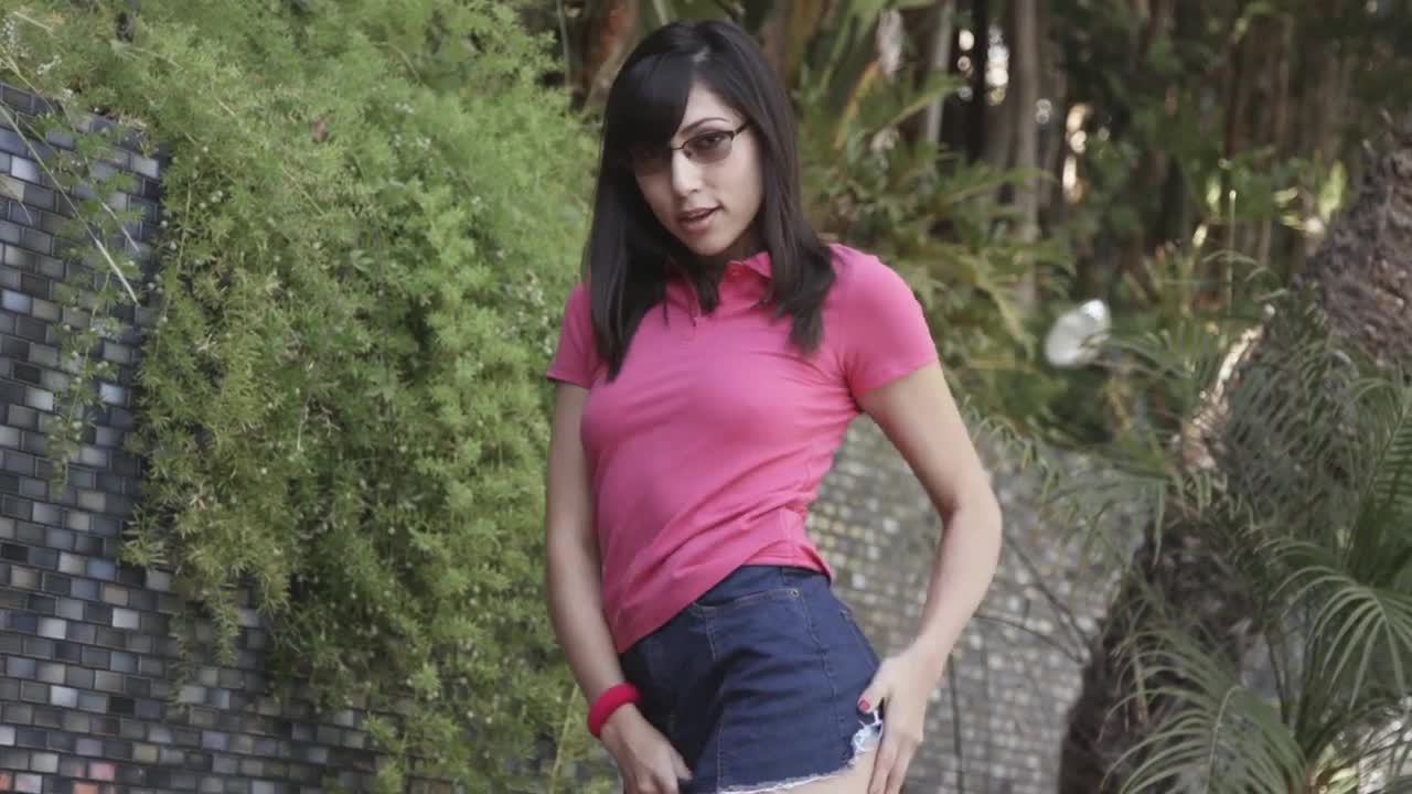 Hispanic Teen Interracially Tempted - ePornhubs