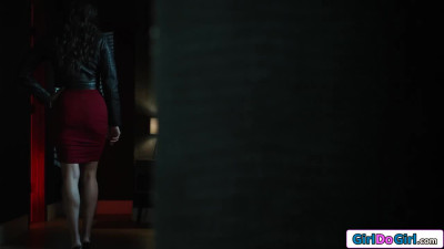 Im gonna cum all over this fucking pussy