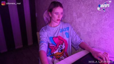 Mila Lioness - Stepfather Fucked His Stepdaughter During the Broadcast. Massive Cumsh