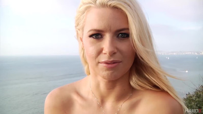 Anikka Albrite And A.J. Applegate