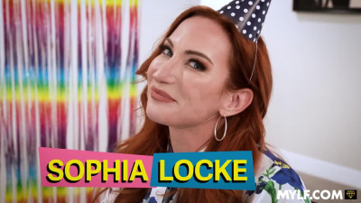 Scarlet Skies, Sophia Locke, Yaya Gingersnatch - Red head paradise in HD