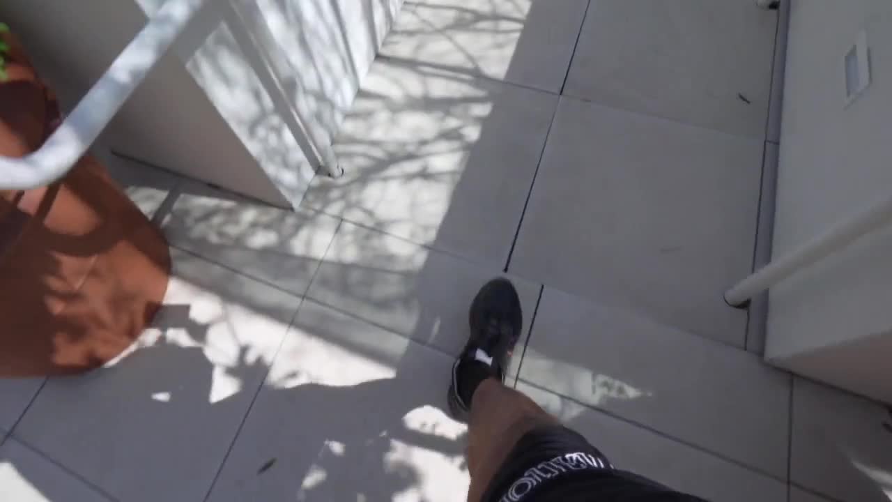 SlimThick Vic - Another Beauty Day In Hollywood - ePornhubs