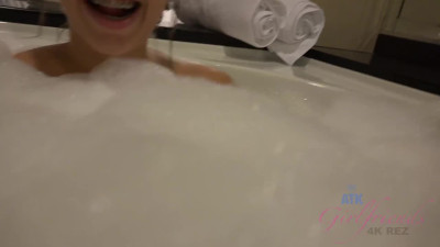 Liza Rowe - Your cock looks good in her mouth surrounded by bubbles [PornSeed.Net]
