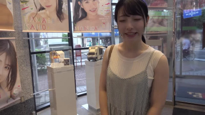 ST ZY 011 A university student with a sexually attractive body who aimed to be a nurs