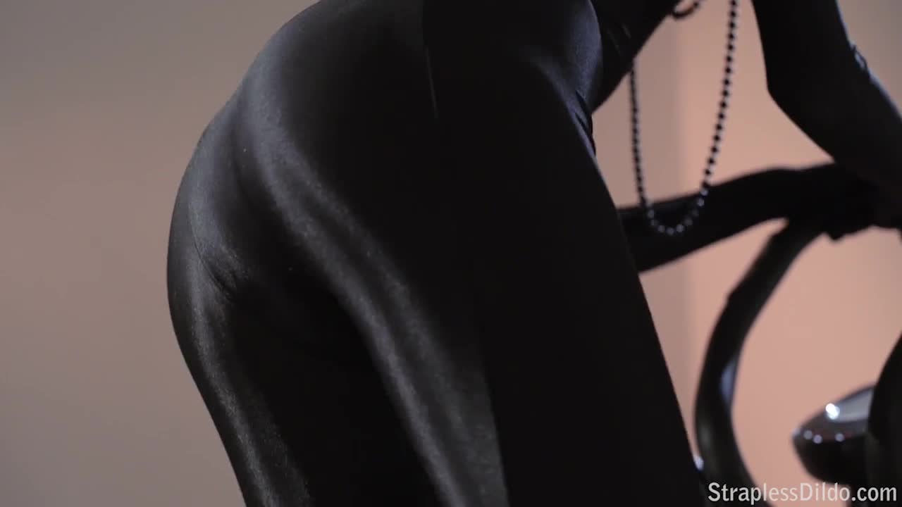 StraplessDildo - Mia and Noelle Zentai Suit Sheds Like a Sexy Second Skin-Sample - ePornhubs