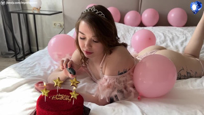 Syndicete - Happy birthday Elli - I give you anal sex